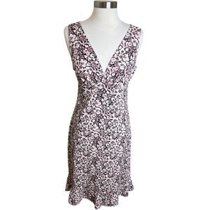 BCBGMaxAzria Dress Size Medium Pink Floral Fit & Flare Ruffled‎ Hem Y2k Coquette